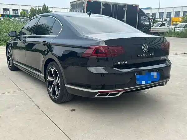 Volkswagen Magotan 2023