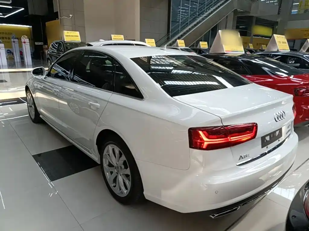 Audi A6L 2018 — фото 23