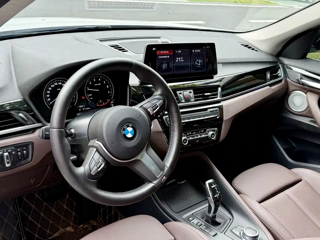 BMW X1 2021 — фото 9