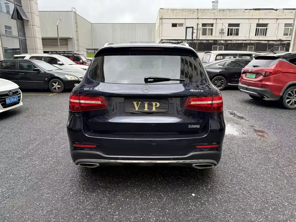 Mercedes-Benz GLC 2018 — фото 10
