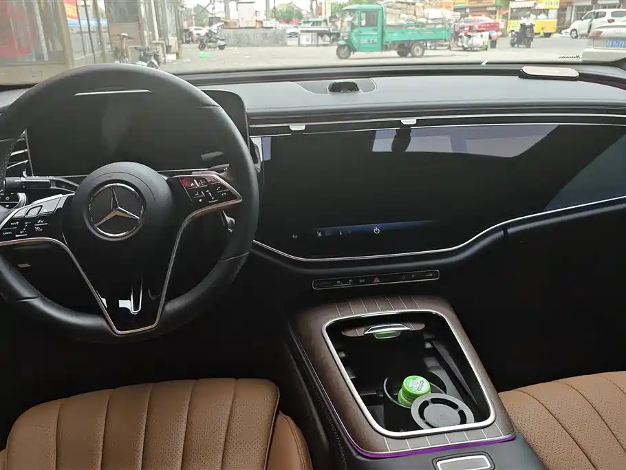 Mercedes-Benz E-Class New Energy 2025 — фото 12