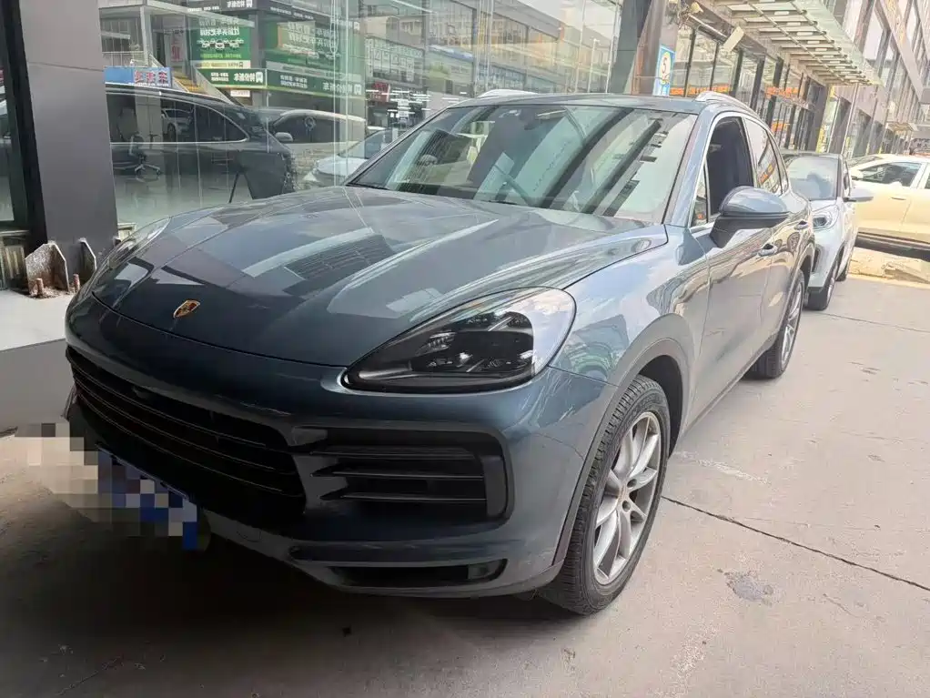 Porsche Cayenne 2018 — фото 1