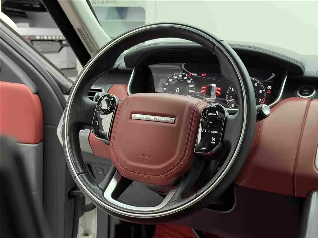 Land Rover Sport 2018 — фото 11