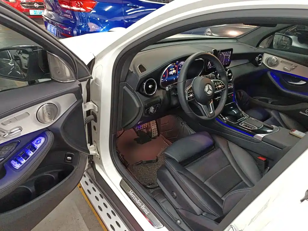 Mercedes-Benz GLC Coupe 2023 — фото 16