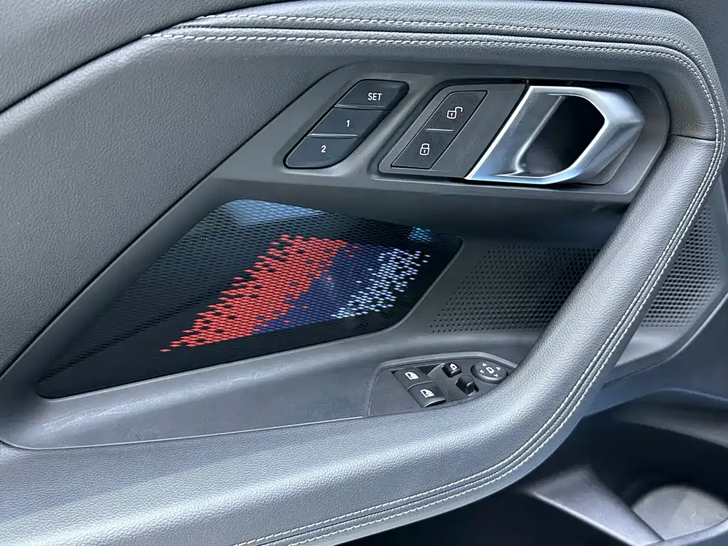 BMW M2 2025 — фото 10