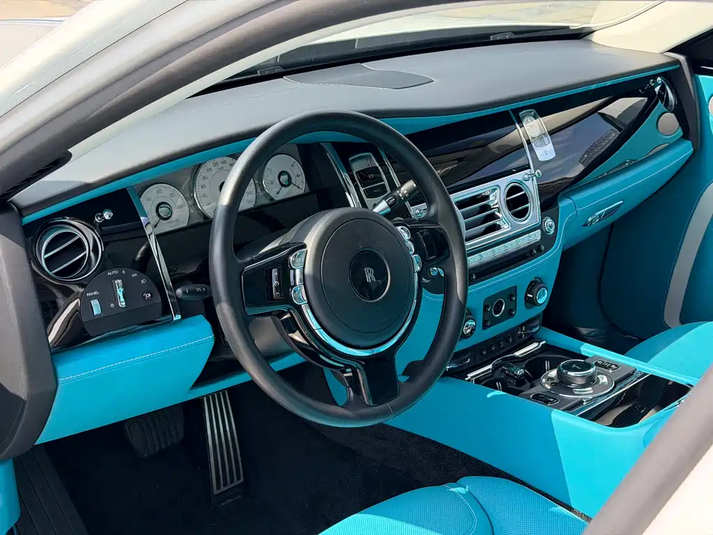 Rolls-Royce Ghost 2020 — фото 12