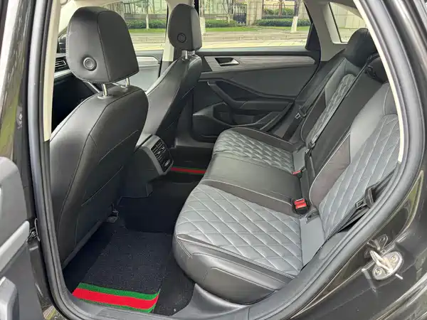Volkswagen Sagitar 2023
