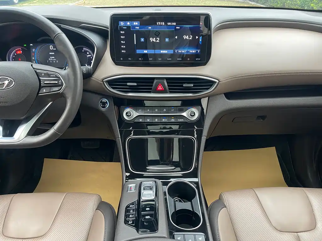 Hyundai Santa Fe 2020 — фото 17