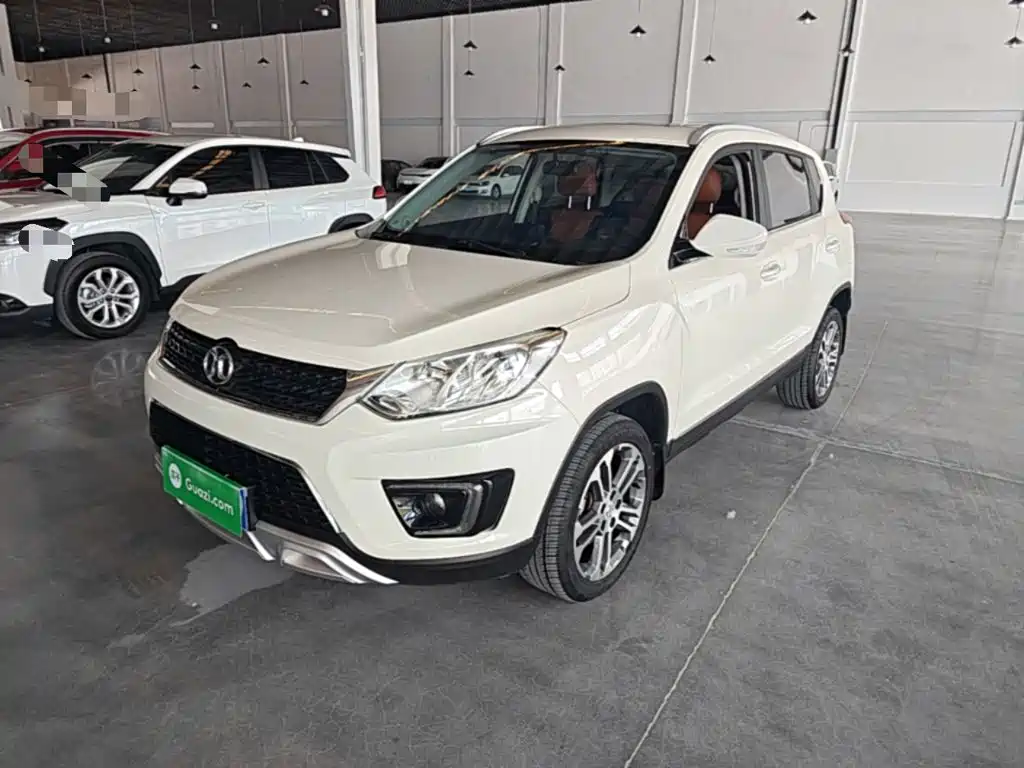 BAIC Senova X35 2018 — фото 2