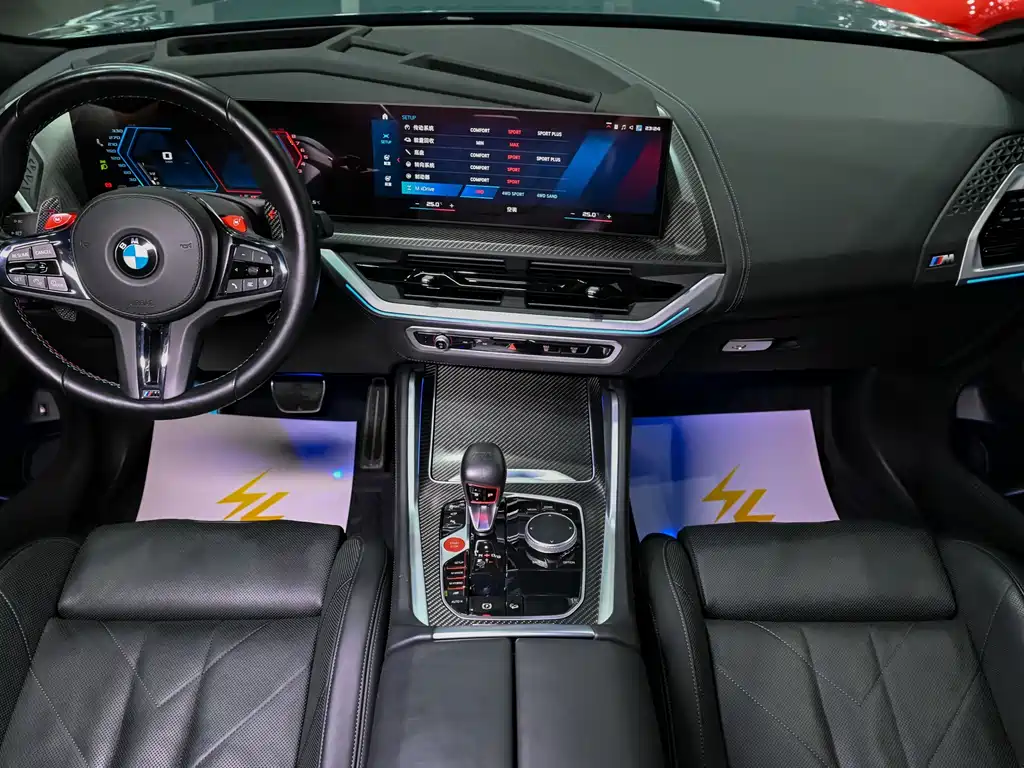 BMW XM 2024 — фото 10
