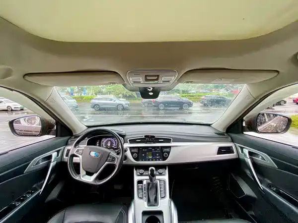 Geely Boyue 2018