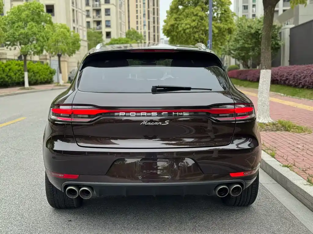 Porsche Macan 2021 — фото 13