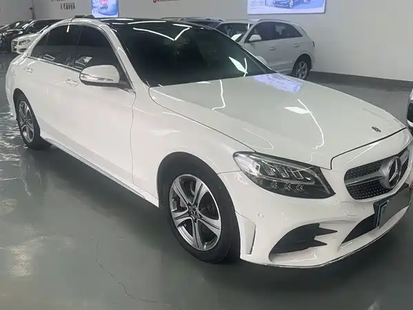 Mercedes-Benz C-Class 2019