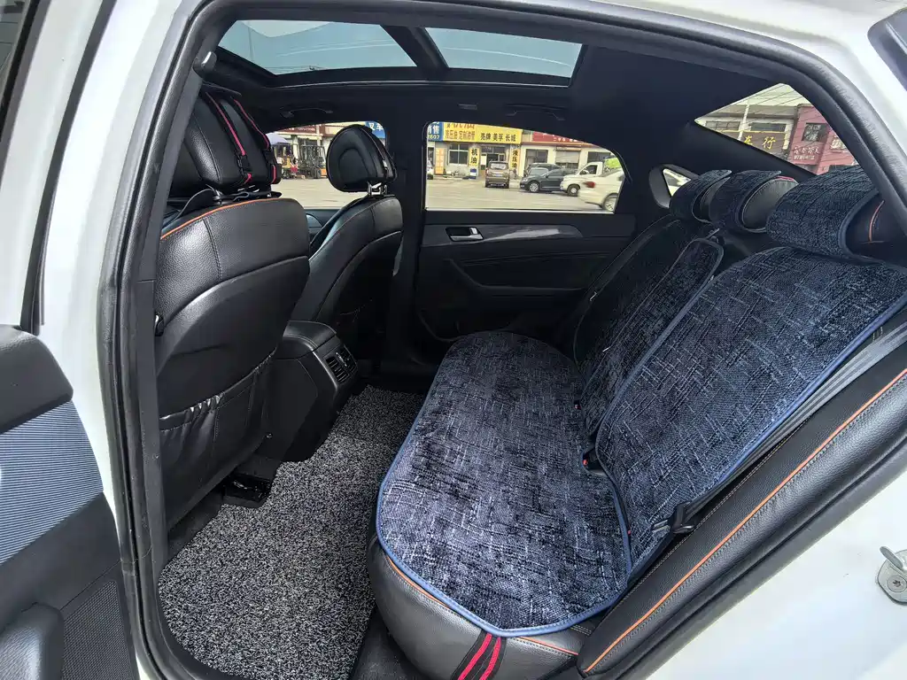 Hyundai Sonata 2015 — фото 16
