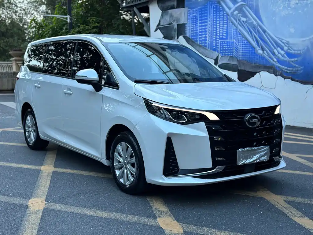 GAC Trumpchi M6 2023 — фото 3