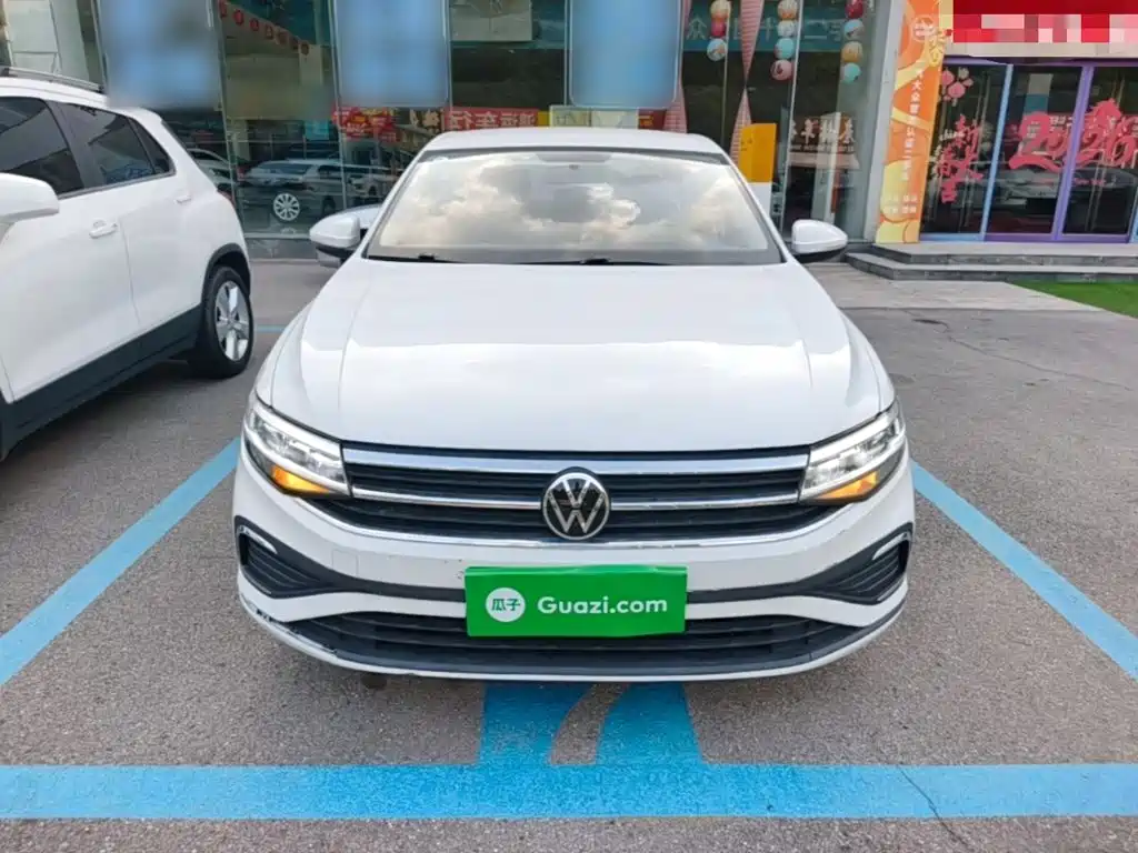 Volkswagen Bora 2024