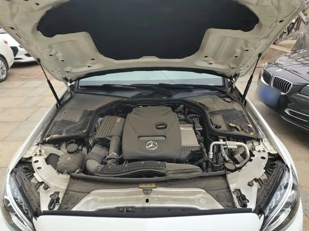 Mercedes-Benz C-Class 2018 — фото 16