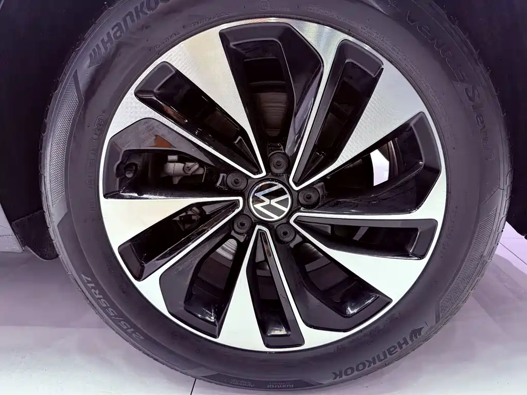 Volkswagen Passat 2023