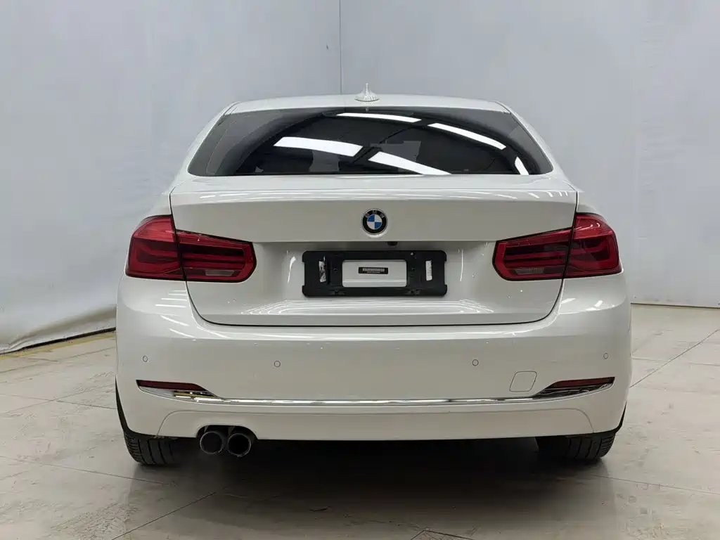 BMW 3 Series 2017