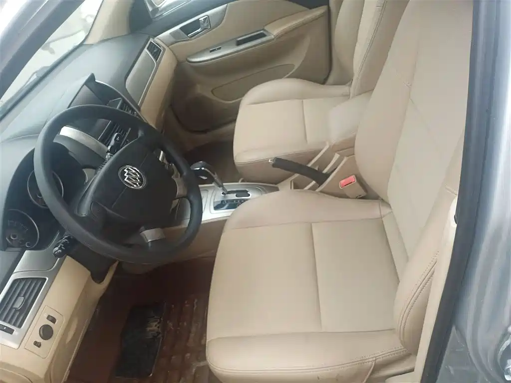 Buick Excelle 2014 — фото 15
