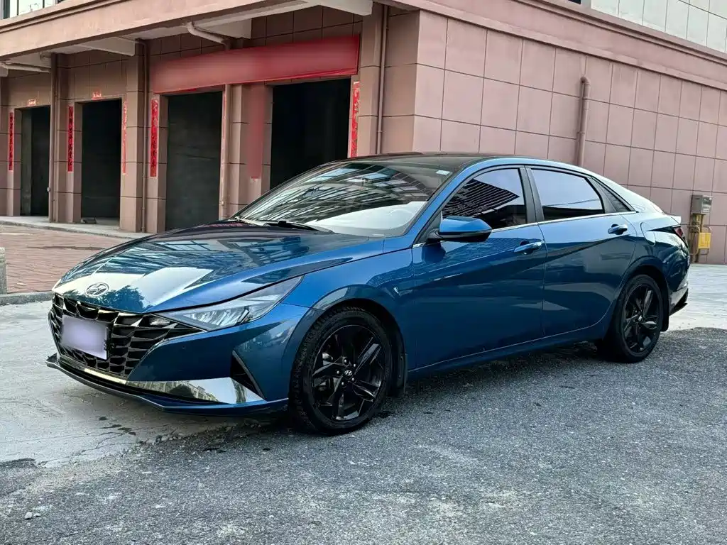 Hyundai Elantra 2021