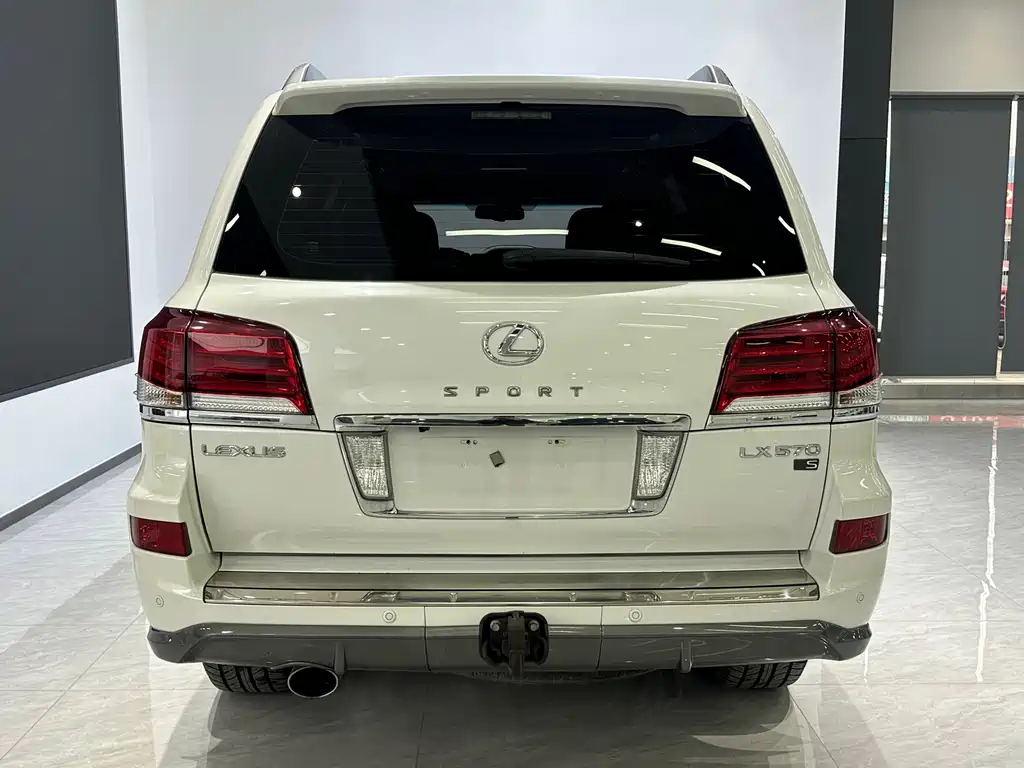 Lexus LX 2015 — фото 5
