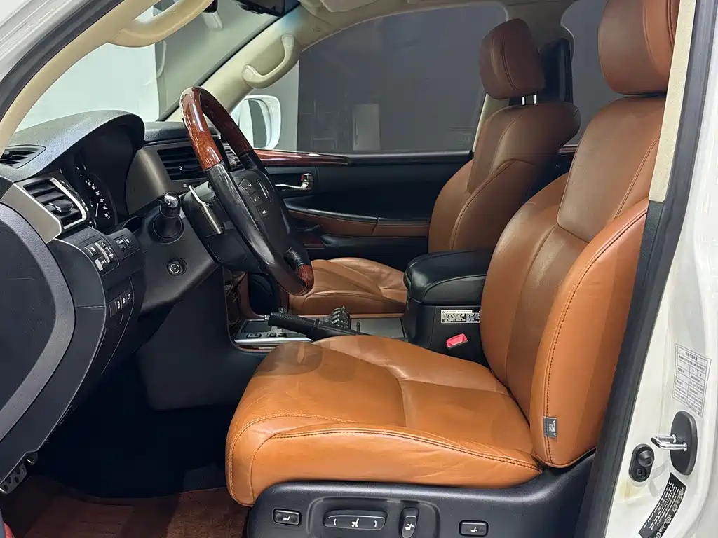 Lexus LX 2015 — фото 10
