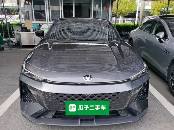 Changan UNI-V 2024