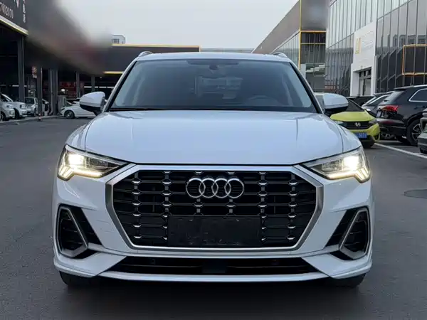 Audi Q3 2022