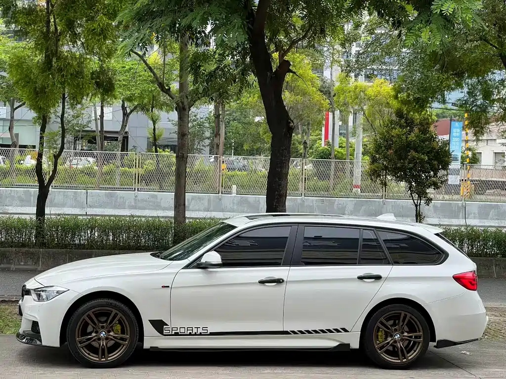 BMW 3 Series 2017