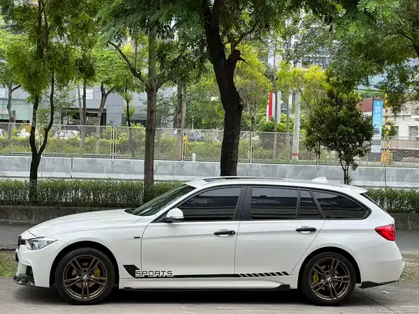 BMW 3 Series 2017