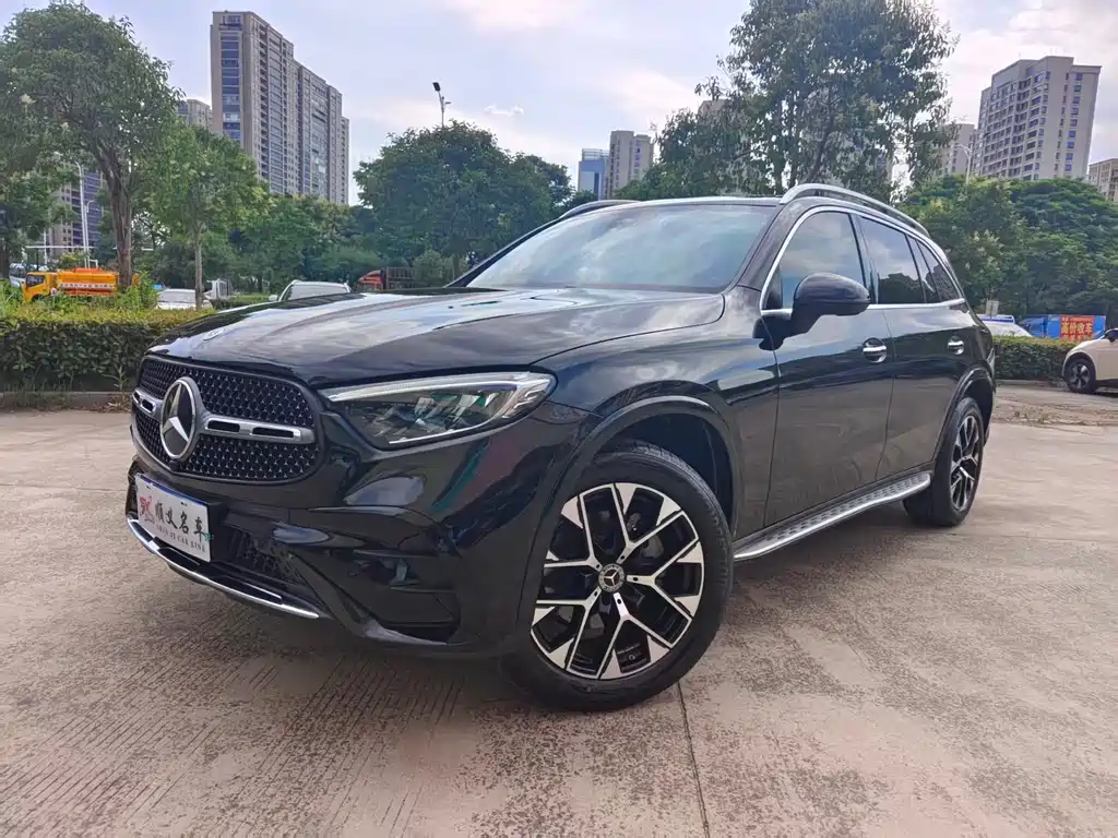 Mercedes-Benz GLC 2023 — фото 1