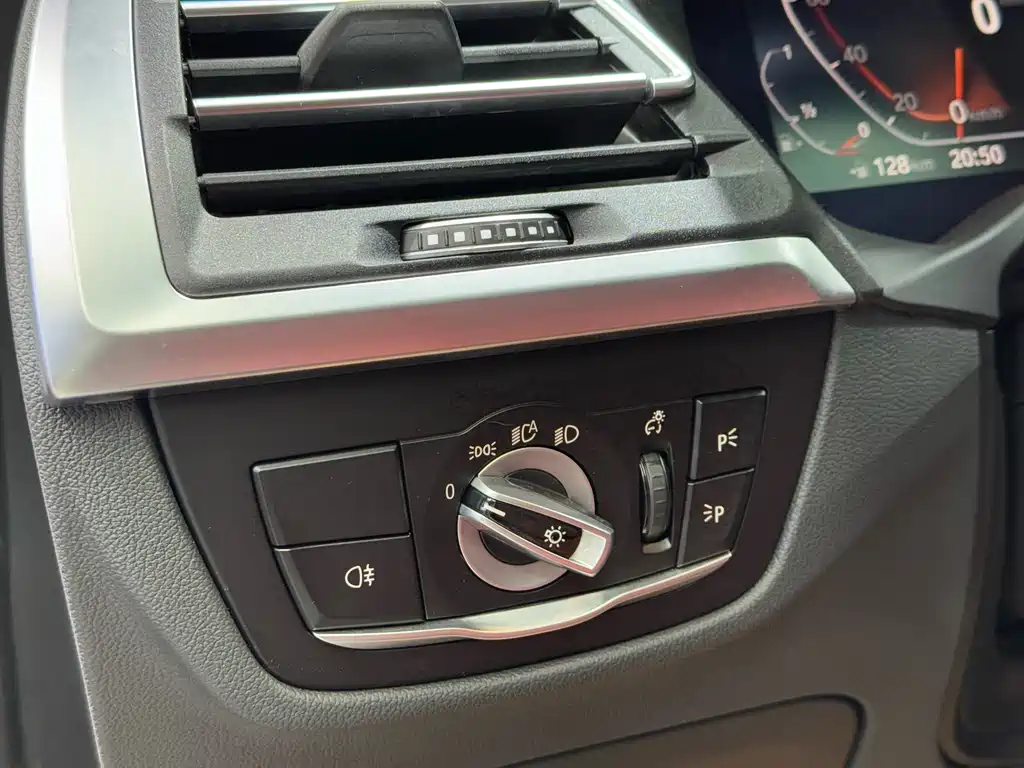 BMW X3 2024 — фото 11