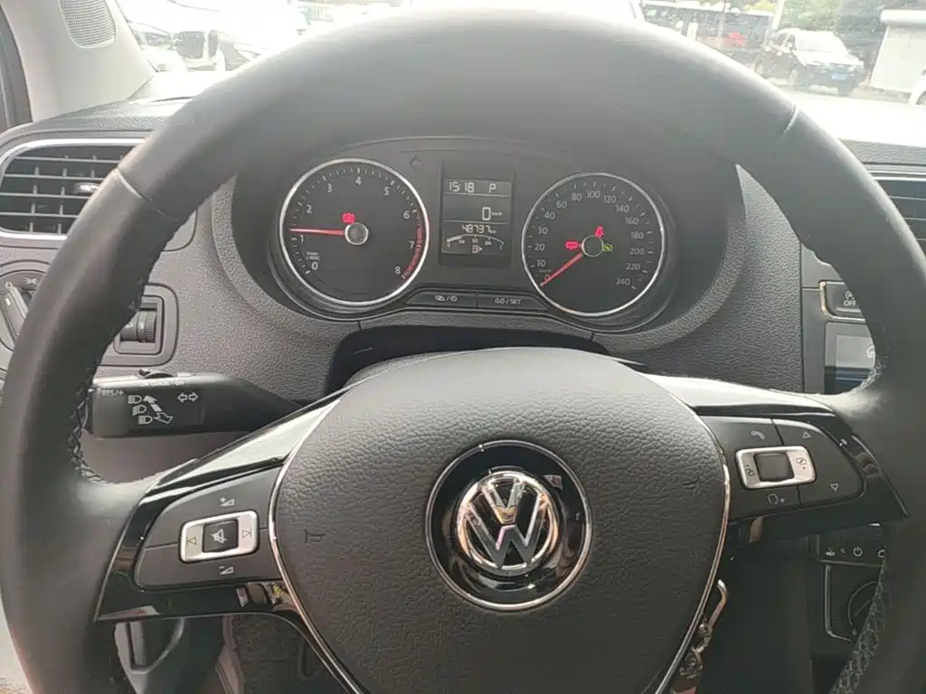 Volkswagen Polo 2019 — фото 11