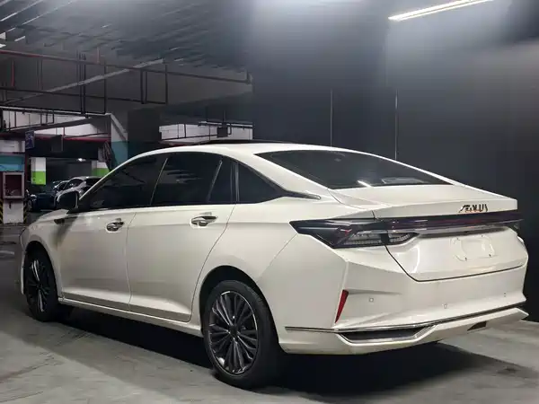 Dongfeng Yixuan MAX 2022