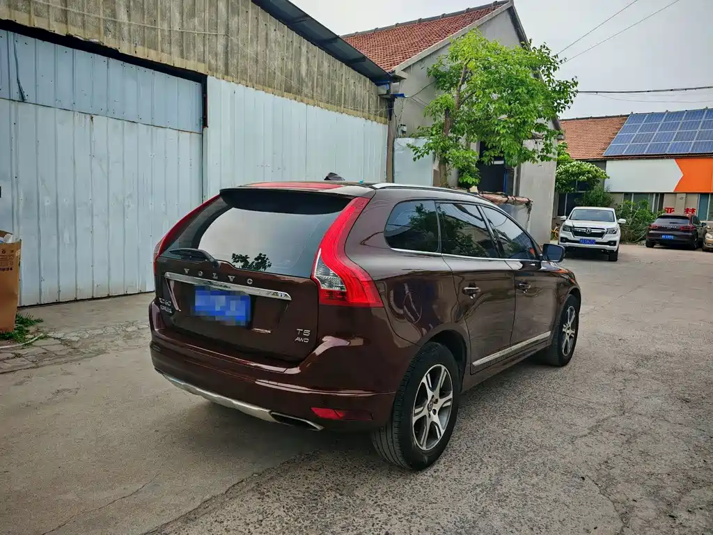 Volvo XC60 2015 — фото 19