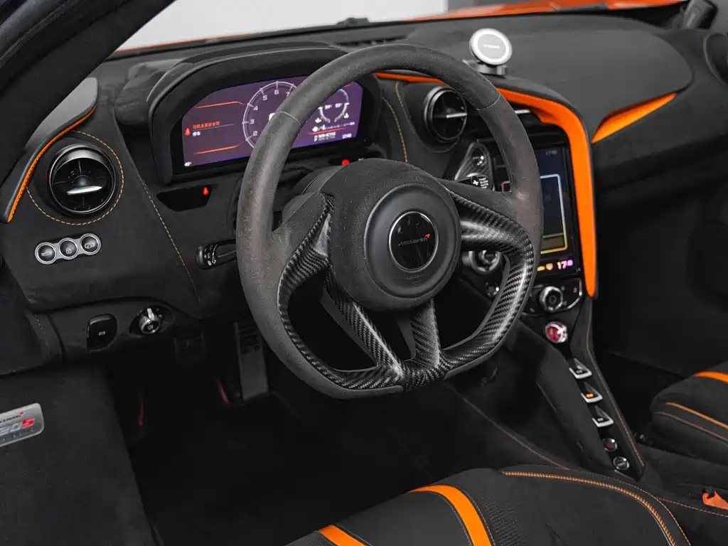 McLaren 720S 2018 — фото 11