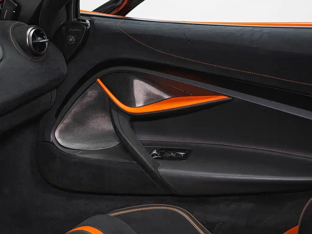 McLaren 720S 2018 — фото 17