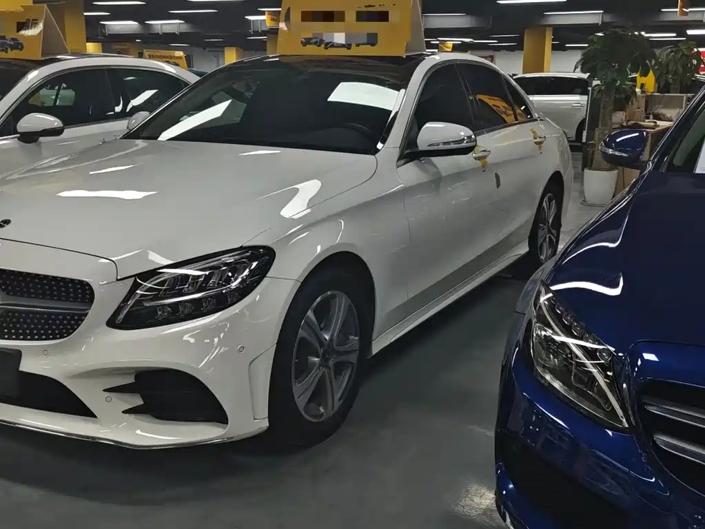 Mercedes-Benz C-Class 2019