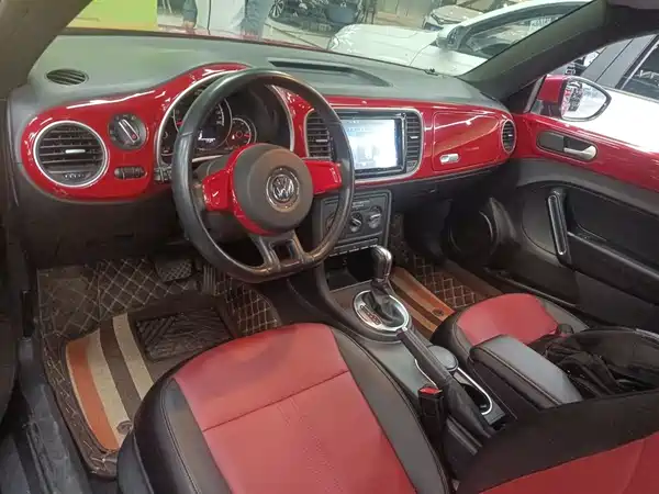 Volkswagen Beetle 2014