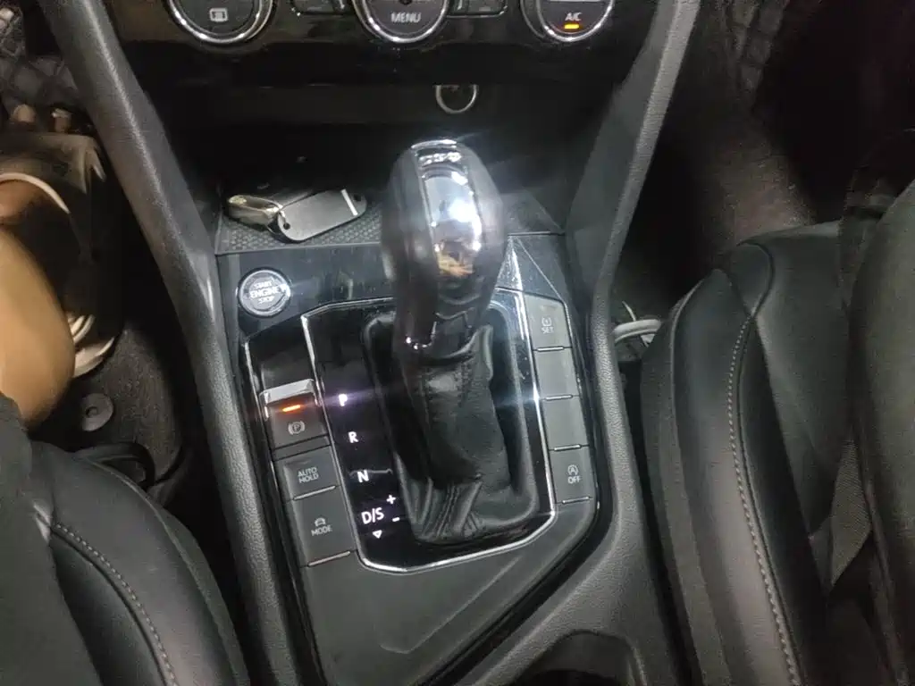 Volkswagen Tharu 2019 — фото 14