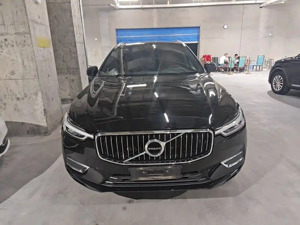 Volvo XC60 2020 — фото 3