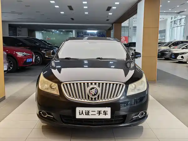 Buick LaCrosse 2012