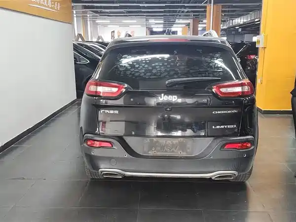 Jeep Cherokee 2017