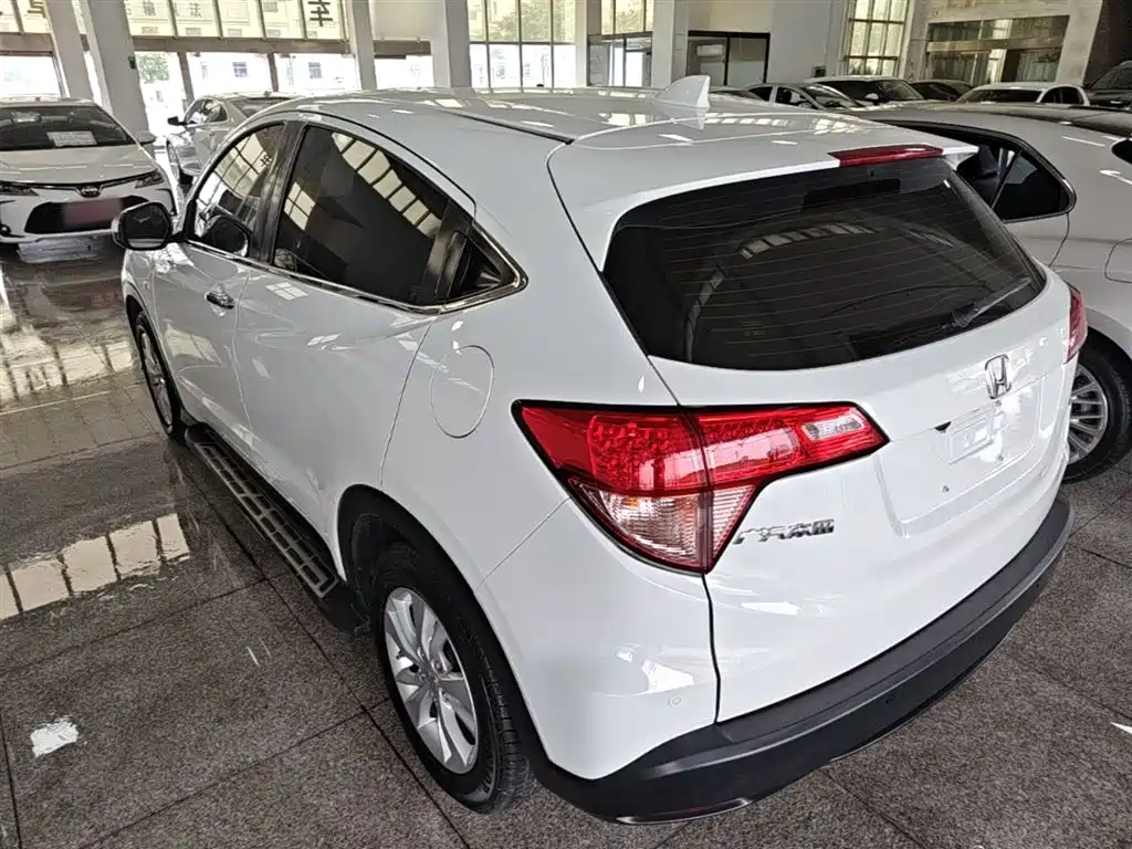 Honda Vezel 2018 — фото 5