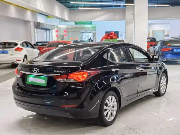 Hyundai Elantra Langdong 2016