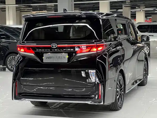 Toyota Vellfire 2024