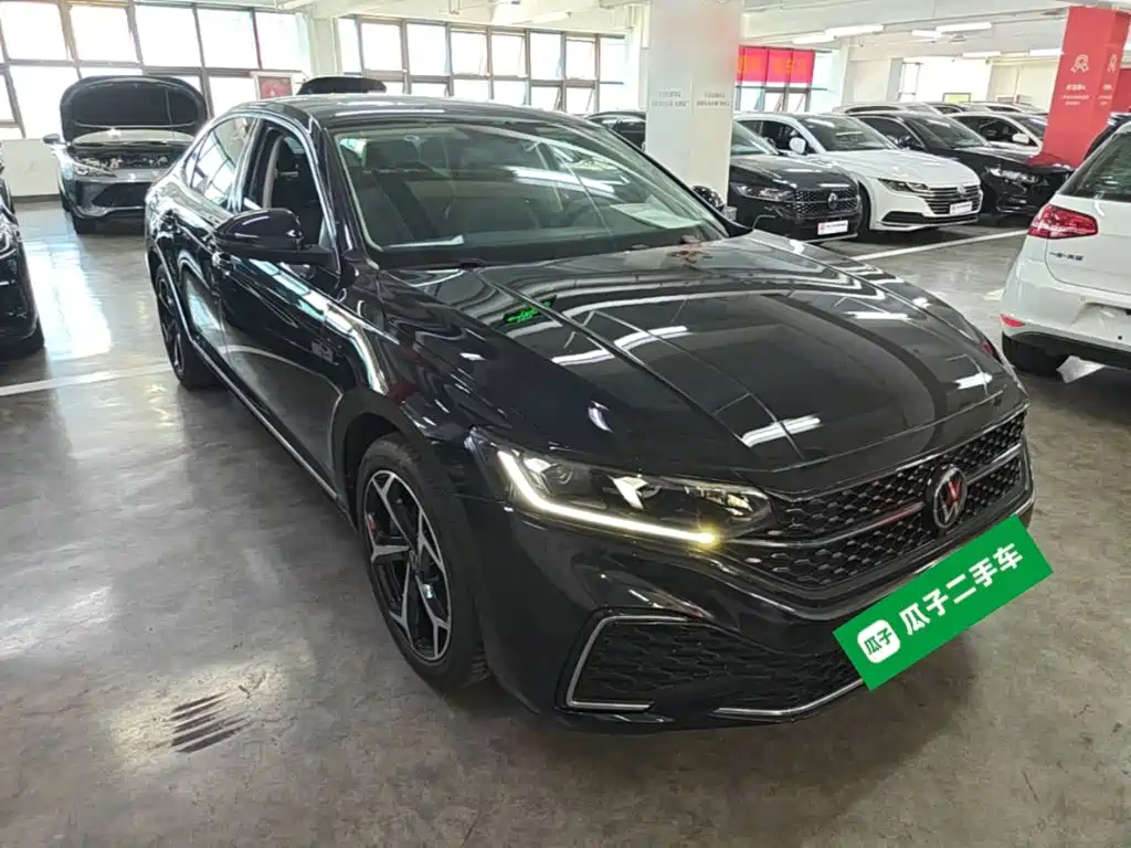 Volkswagen Passat 2024