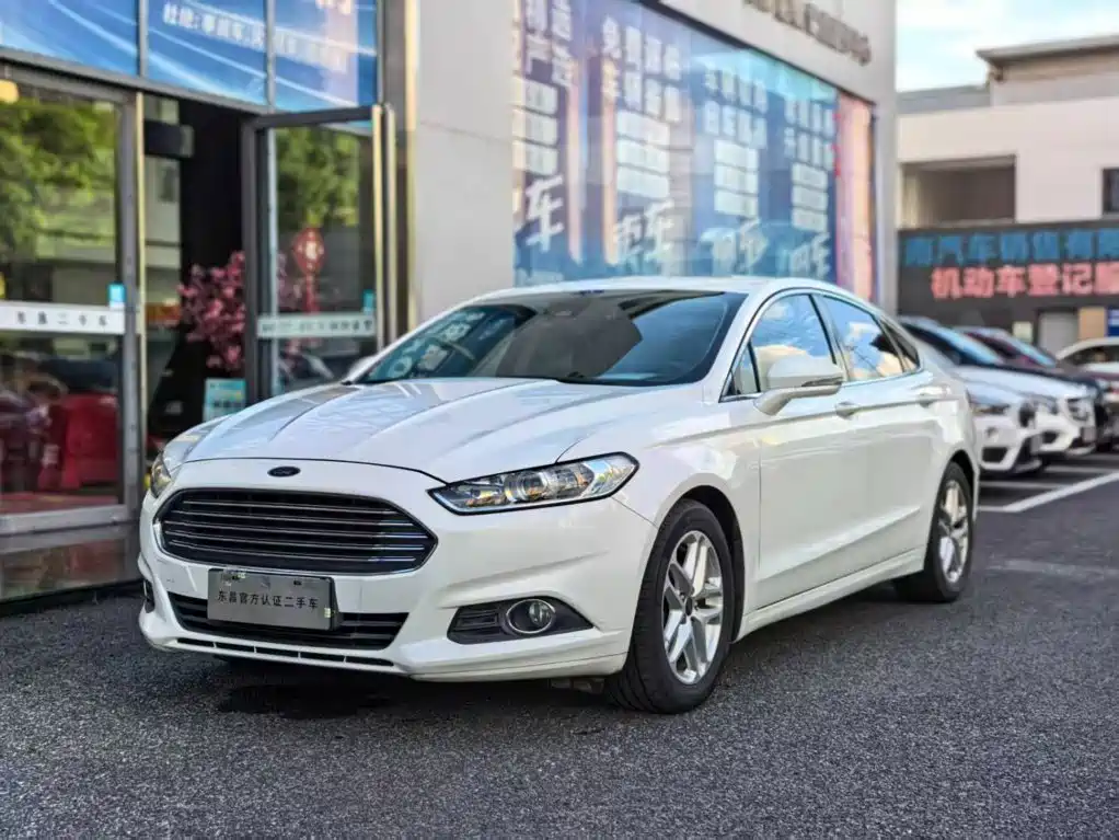 Ford Mondeo 2016 — фото 1