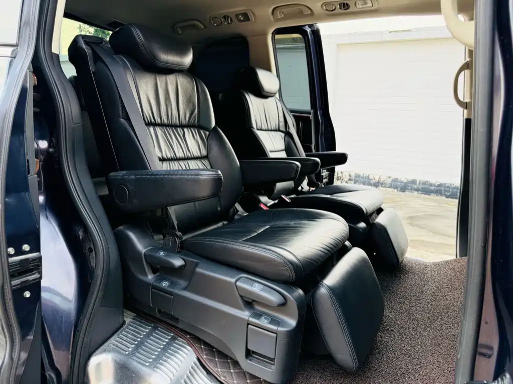 Honda Odyssey 2015 — фото 15
